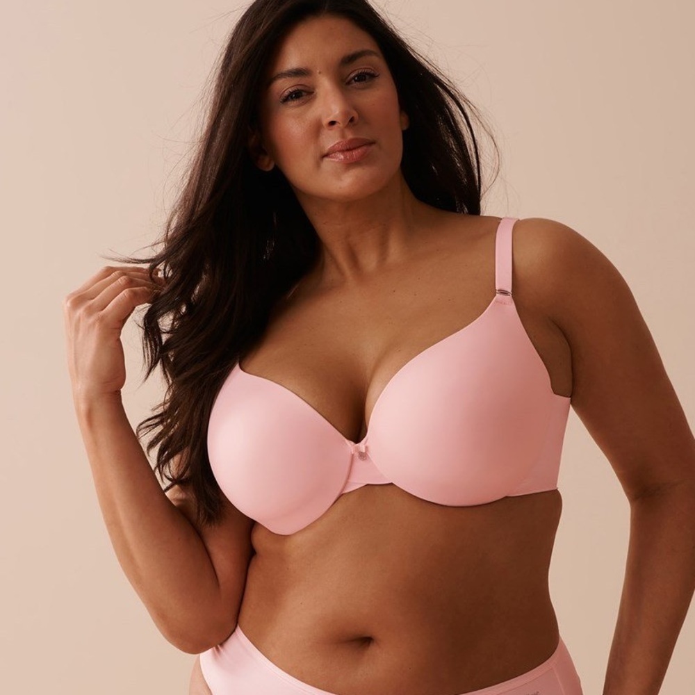 La Vie en Rose Lightly Lined Sleek Back Bra Size 40E